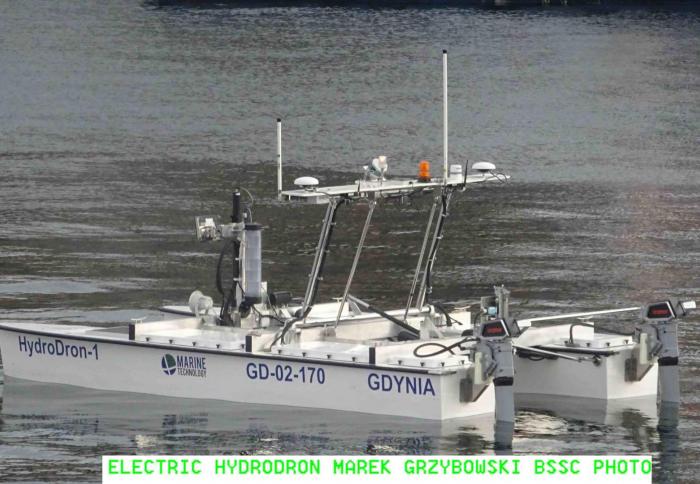 HYDRODRON Marine Technology FOT GRZYBOWSKI
